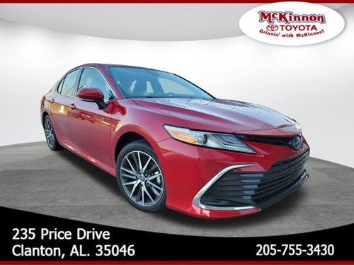2023 Toyota Camry Hybrid XLE