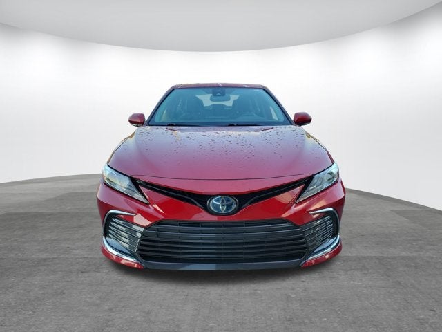 2023 Toyota Camry Hybrid XLE