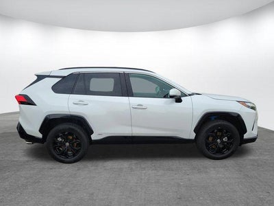 2024 Toyota RAV4 Hybrid SE