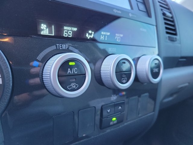 2022 Toyota Sequoia SR5