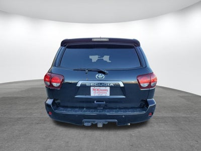 2022 Toyota Sequoia SR5