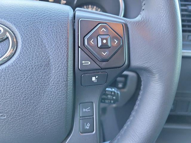 2022 Toyota Sequoia SR5