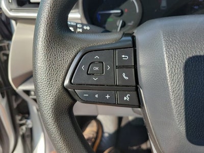 2022 Toyota Sienna LE