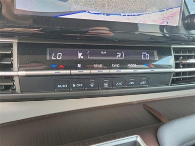 2022 Toyota Sienna LE