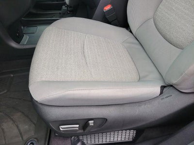 2025 Toyota Sienna LE