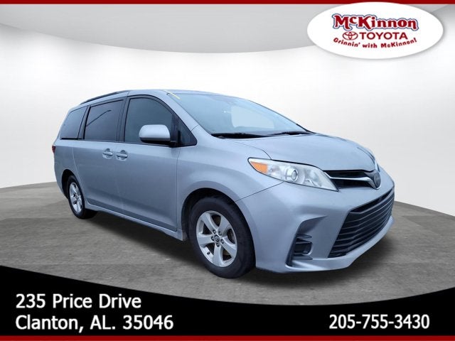 2018 Toyota Sienna LE