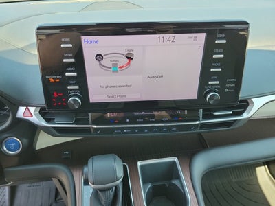 2023 Toyota Sienna XLE