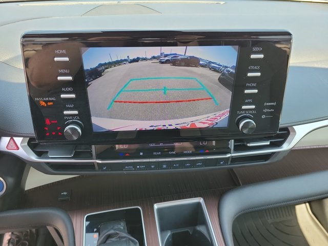 2023 Toyota Sienna XLE