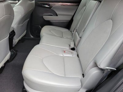 2022 Toyota Highlander Limited
