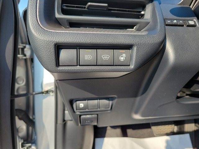 2023 Toyota Prius XLE