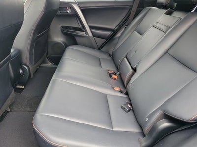 2018 Toyota RAV4 Hybrid SE