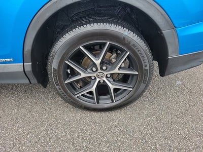 2018 Toyota RAV4 Hybrid SE