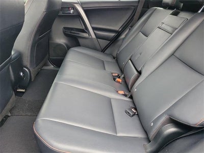 2018 Toyota RAV4 Hybrid SE