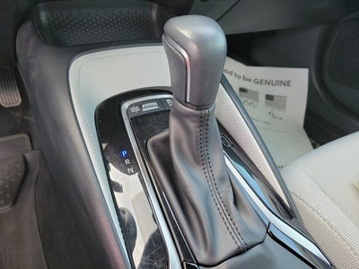 2024 Toyota Corolla Hatchback SE