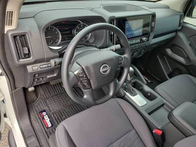 2025 Nissan Frontier S