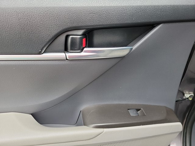 2023 Toyota Camry Hybrid SE Nightshade