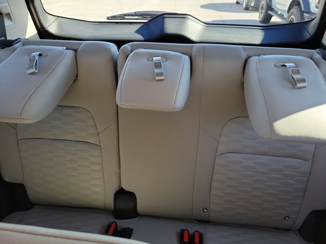 2023 Nissan Pathfinder SV