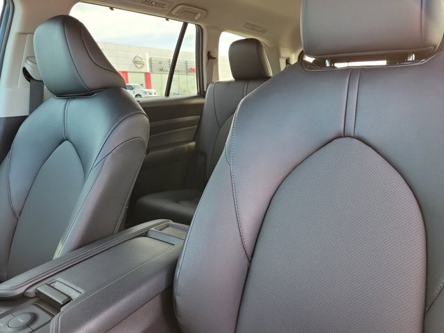 2024 Toyota Grand Highlander Base