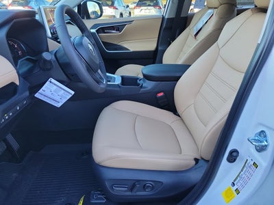 2025 Toyota RAV4 XLE Premium