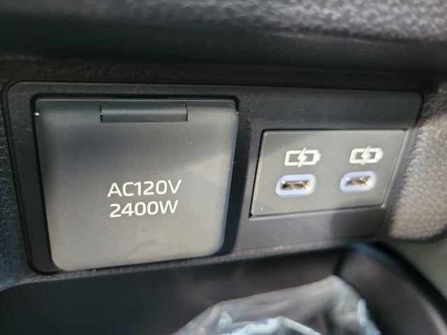 2025 Toyota Tacoma i-FORCE MAX Tacoma Trailhunter