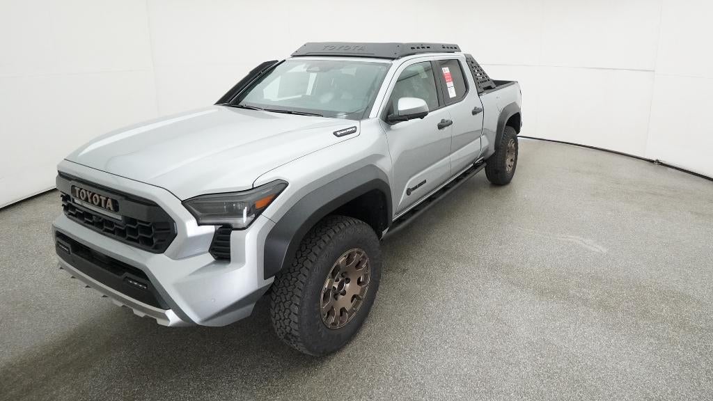 2025 Toyota Tacoma i-FORCE MAX Tacoma Trailhunter
