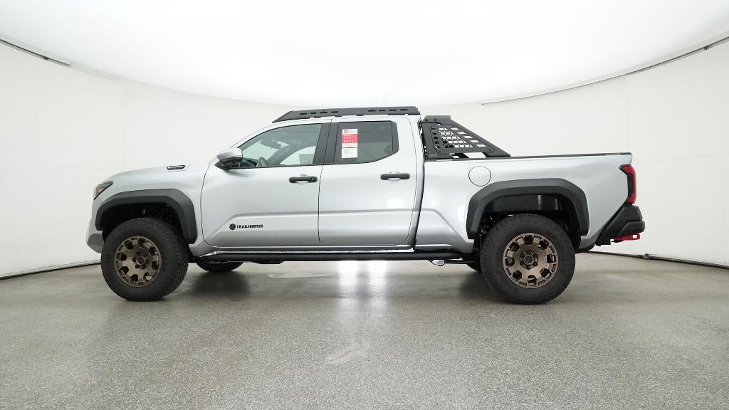 2025 Toyota Tacoma i-FORCE MAX Tacoma Trailhunter