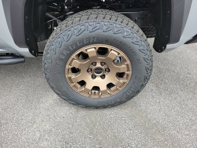 2025 Toyota Tacoma i-FORCE MAX Tacoma Trailhunter