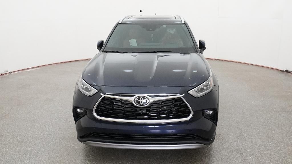 2026 Toyota Highlander Platinum
