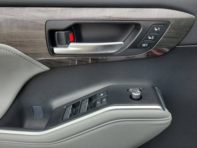 2026 Toyota Highlander Limited