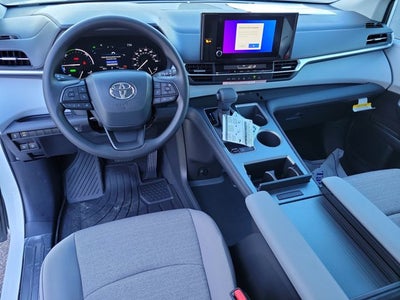 2026 Toyota Sienna LE
