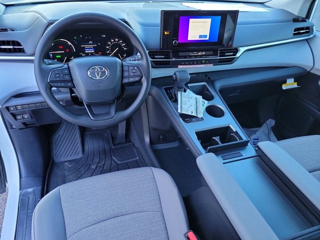 2026 Toyota Sienna LE