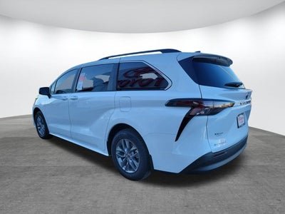 2026 Toyota Sienna LE