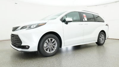 2026 Toyota Sienna XLE