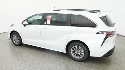 2026 Toyota Sienna XLE