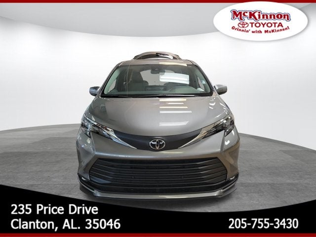 2026 Toyota Sienna XLE