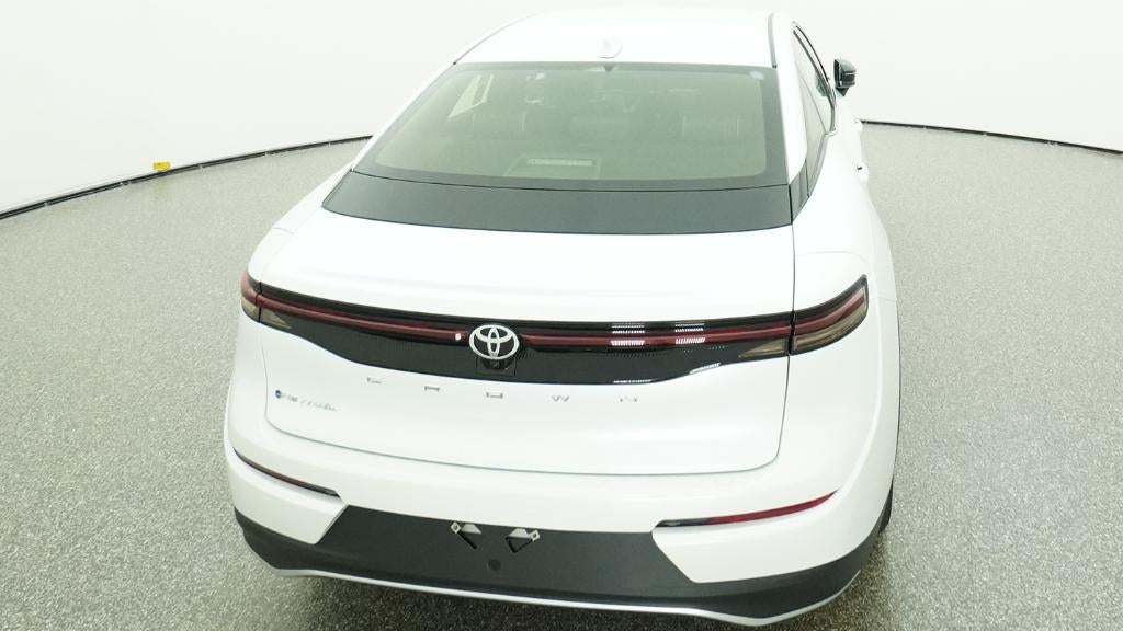 2026 Toyota Toyota Crown XLE