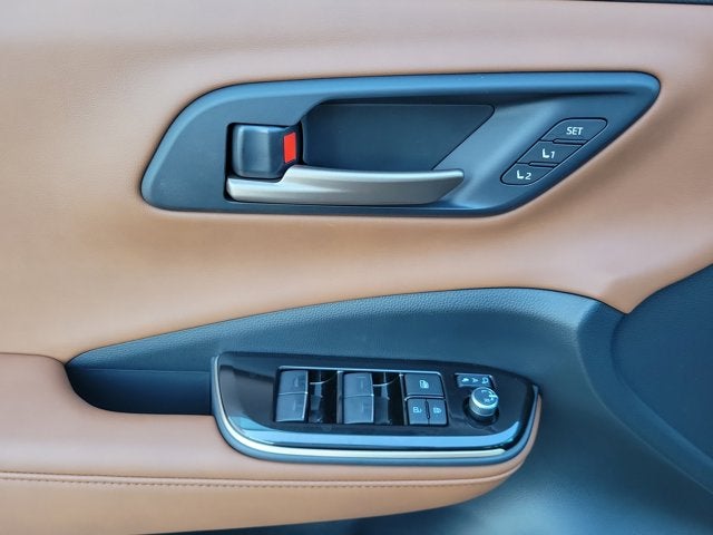 2026 Toyota Toyota Crown Signia Limited