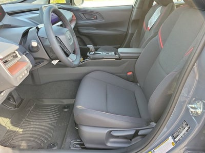 2025 Toyota Prius Plug-in Hybrid SE