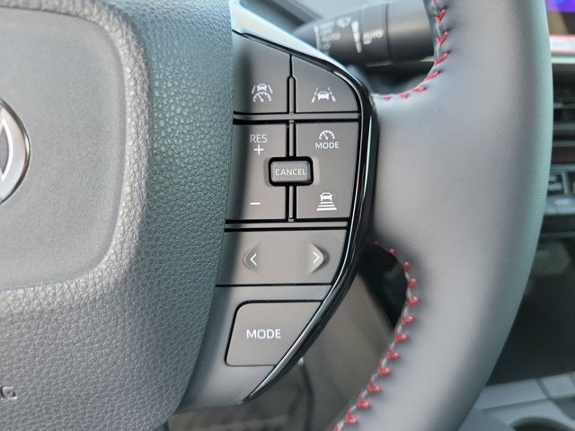 2025 Toyota Prius Plug-in Hybrid SE