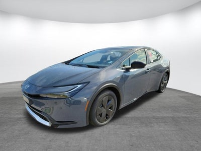 2025 Toyota Prius Plug-in Hybrid SE
