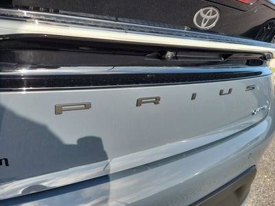 2025 Toyota Prius Plug-in Hybrid SE