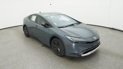 2025 Toyota Prius Plug-in Hybrid SE