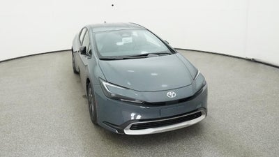 2025 Toyota Prius Plug-in Hybrid SE
