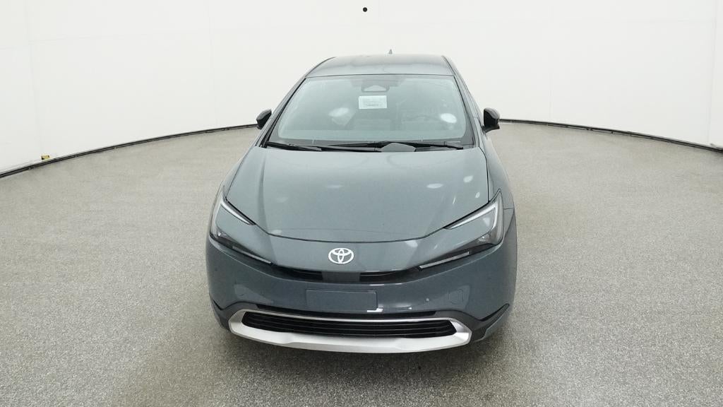 2025 Toyota Prius Plug-in Hybrid SE