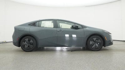 2025 Toyota Prius Plug-in Hybrid SE