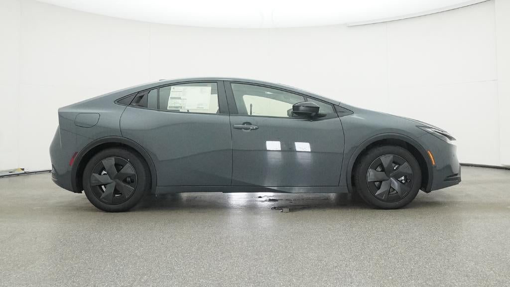 2025 Toyota Prius Plug-in Hybrid SE