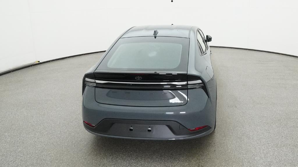 2025 Toyota Prius Plug-in Hybrid SE