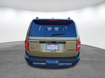 2026 Toyota Land Cruiser Base