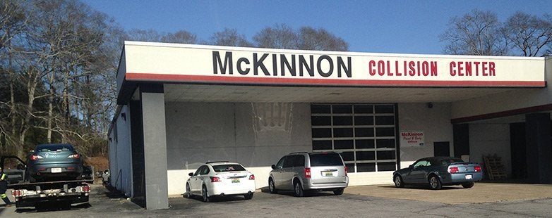 McKinnon Toyota Collision Center